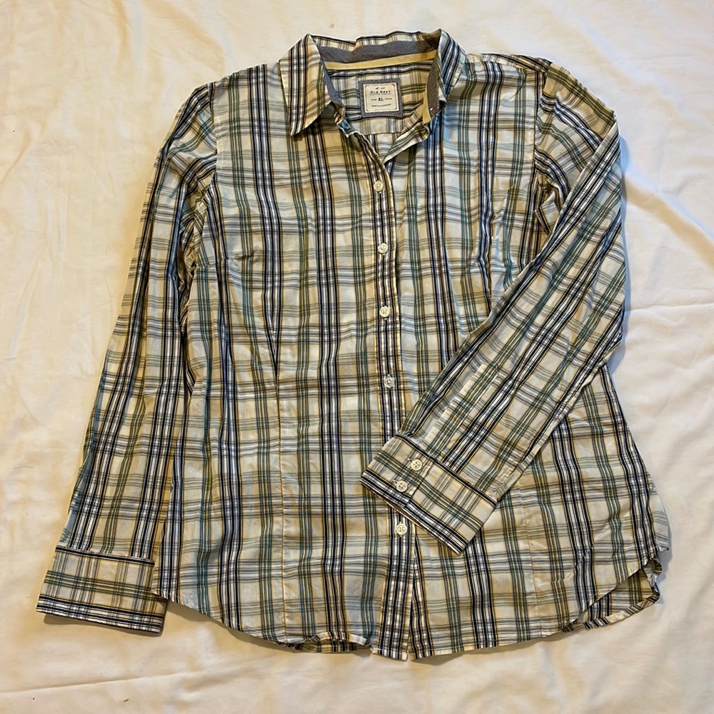 Women’s Old Navy Shirt. Size XL